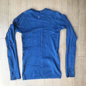 Lululemon LS swiftly